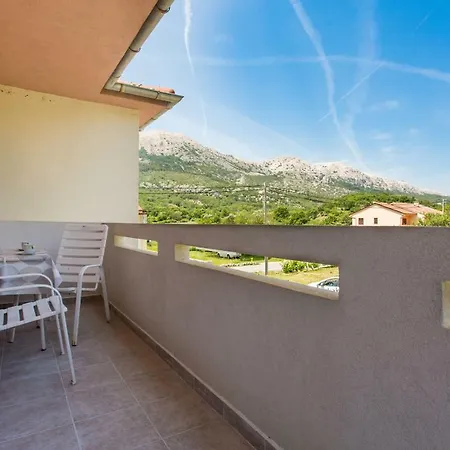 Mimi Appartement Draga Bašćanska